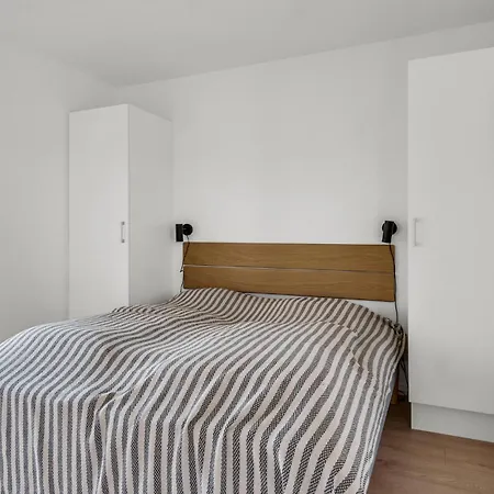 Kysthusene, Lejl 2 *