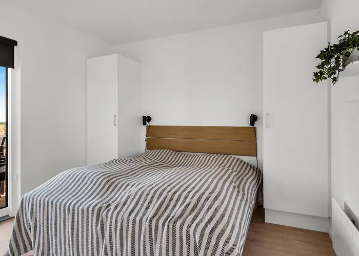 Kysthusene, Lejl 2 *